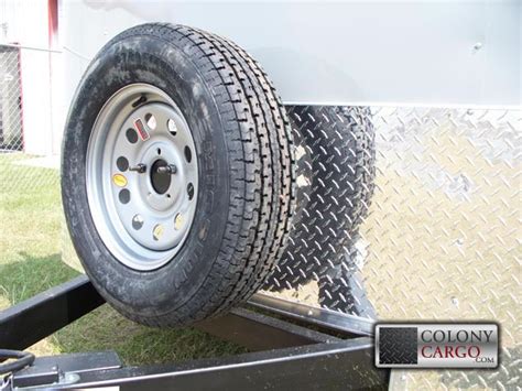 A Guide to Choosing the Right Spare Tire Size for Your Tilt Trailer